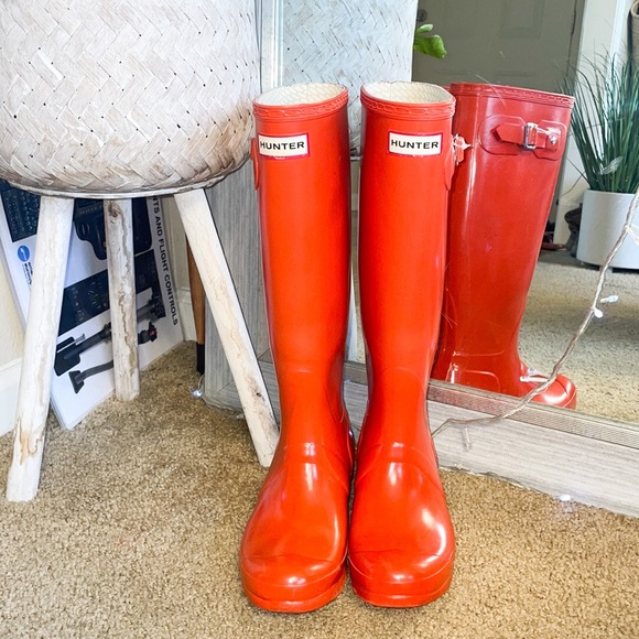 Hunter Shoes - Womens Tall Gloss Hunter Boots